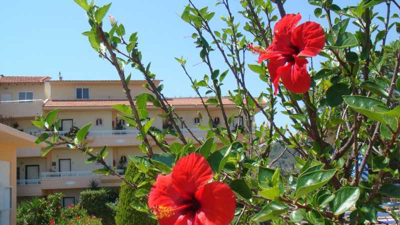 Lyristis Dinos Studios & Apartments Faliraki Extérieur photo