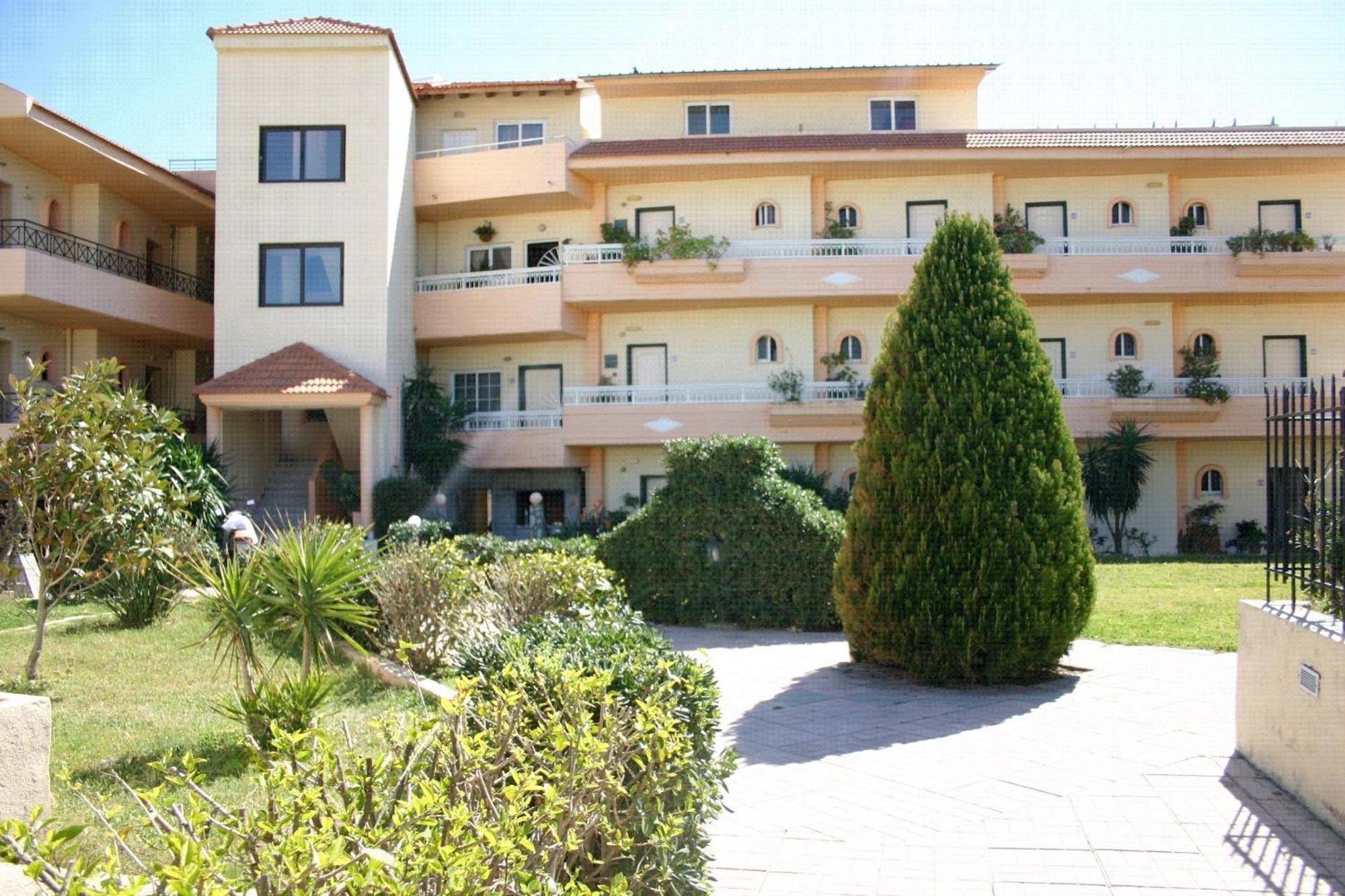 Lyristis Dinos Studios & Apartments Faliraki Extérieur photo