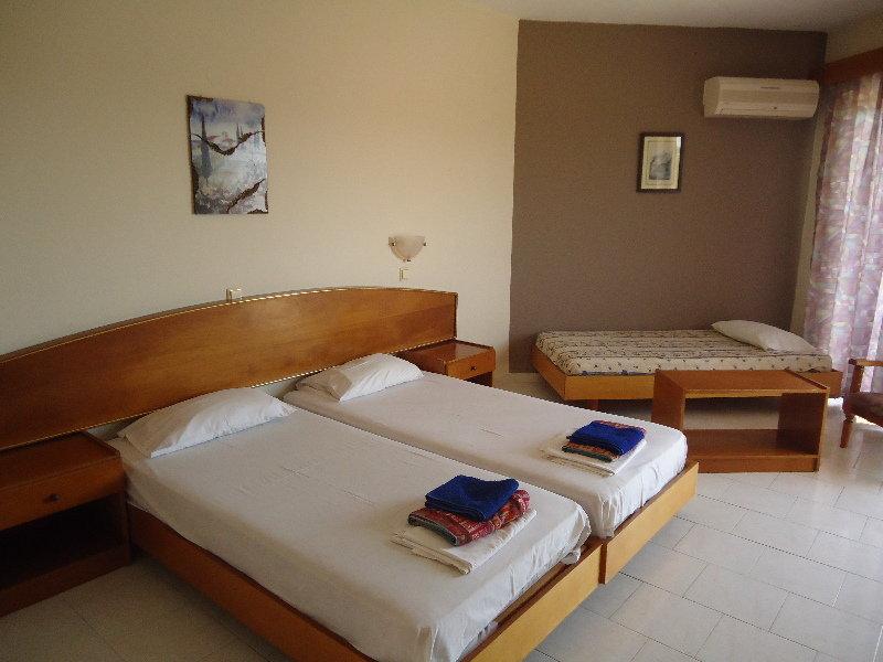 Lyristis Dinos Studios & Apartments Faliraki Extérieur photo