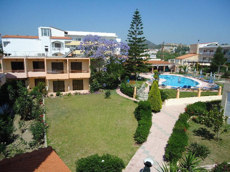 Lyristis Dinos Studios & Apartments Faliraki Extérieur photo
