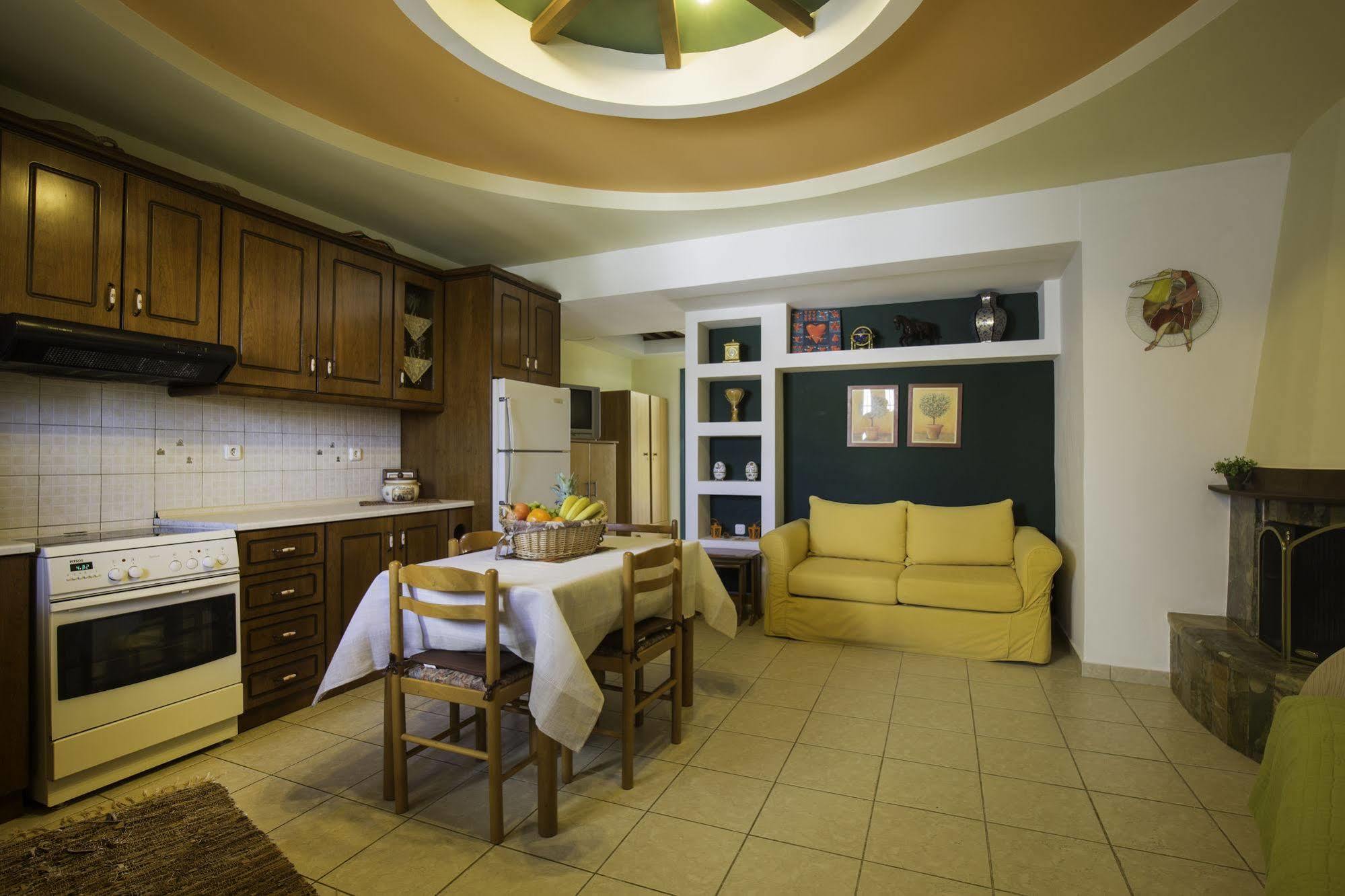 Lyristis Dinos Studios & Apartments Faliraki Extérieur photo