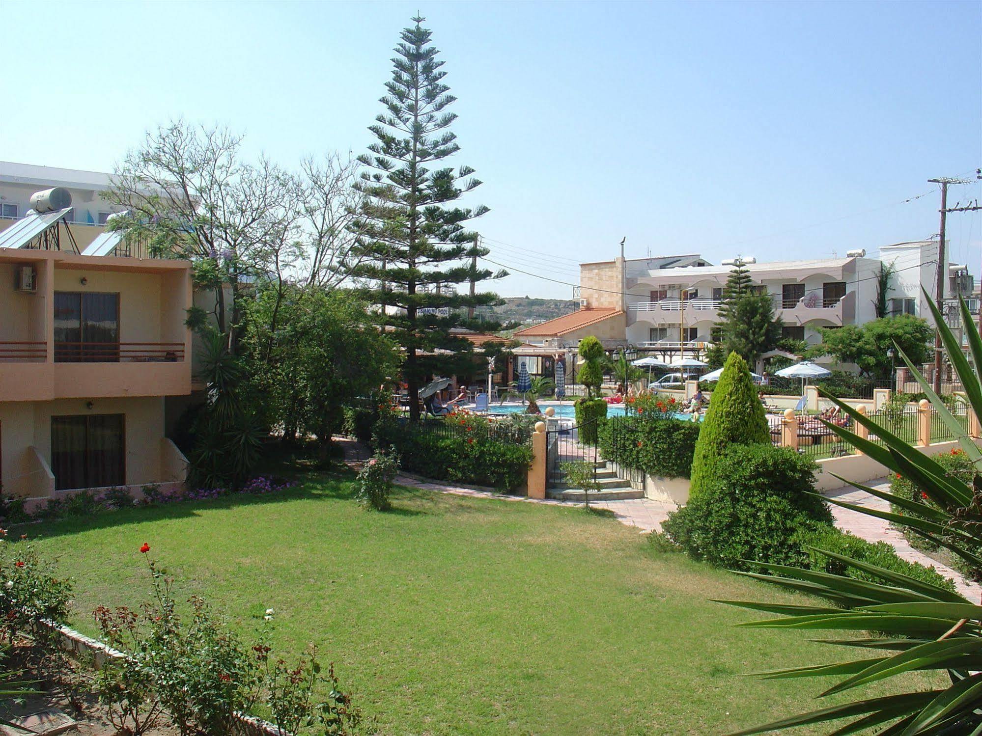 Lyristis Dinos Studios & Apartments Faliraki Extérieur photo